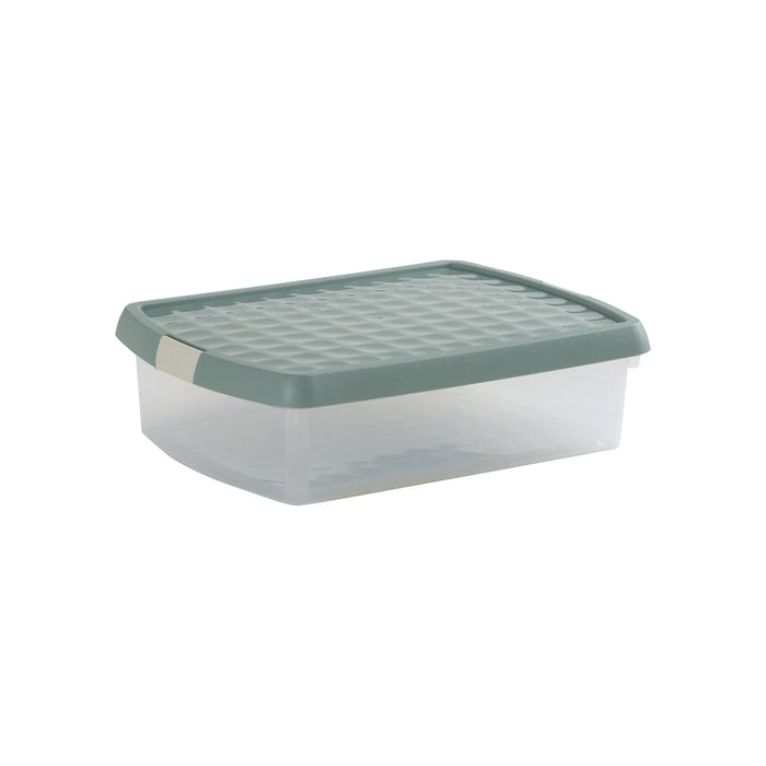 Clear/Green Milieu