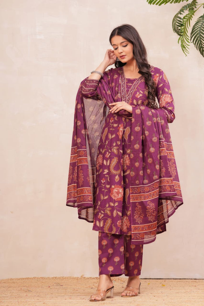 GRAPE WINE BORDER A LINE SUIT SET