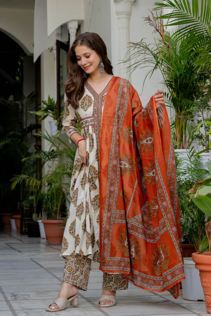 MUGHAL IVORY AND RUST ANARKALI SET