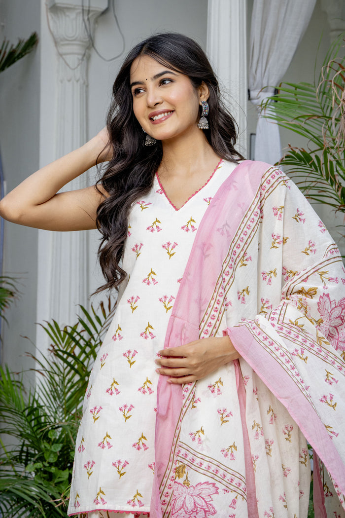 PASTEL BLOOM FARSHI SUIT SET (SLEEVELESS)