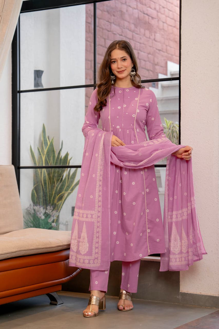 PLEATED LAVENDER SUIT SET