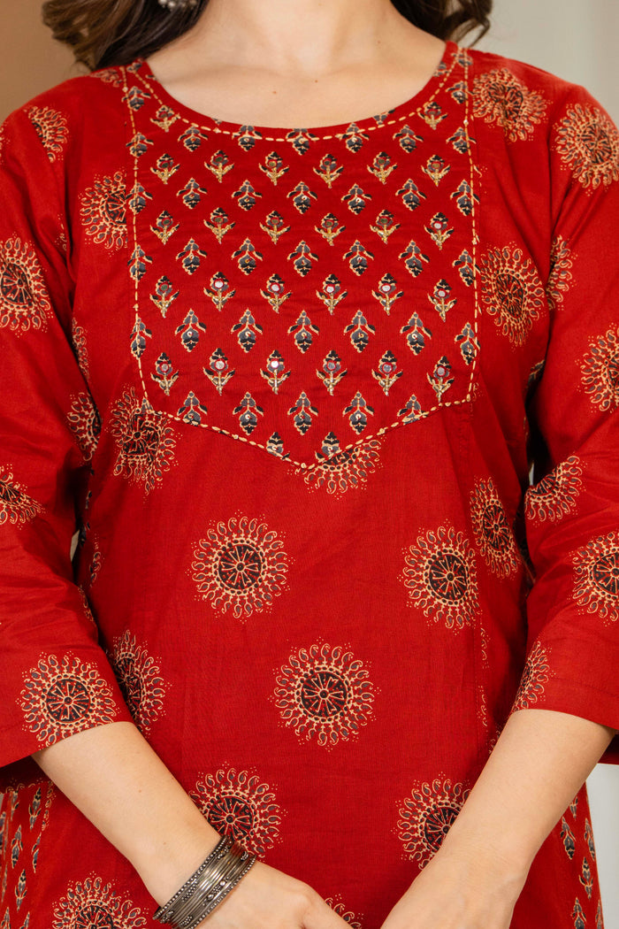 RUST ORANGE BLOCK PRINT STRAIGHT SUIT SET