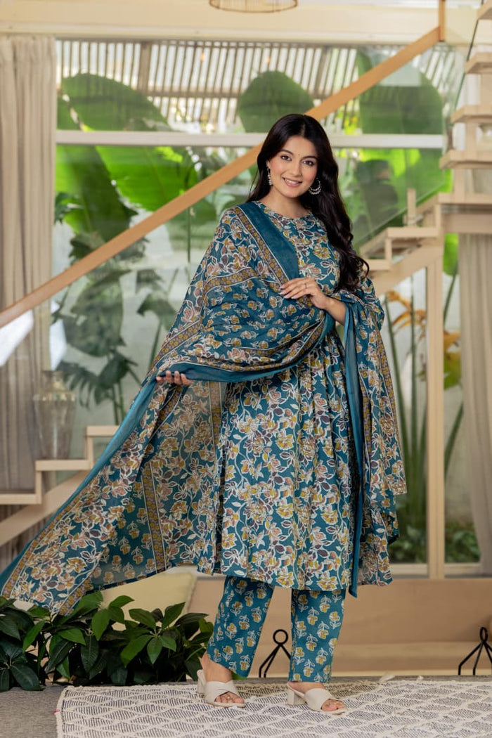 TURQUOISE BLUE PLEATED SUIT SET