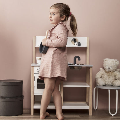 Kid's Concept Play Kitchen