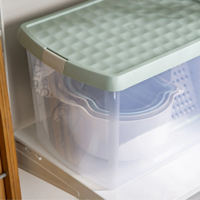 21.5 Litre Wham Clip Plastic Storage Box with Lid 8.02 Wham Storage