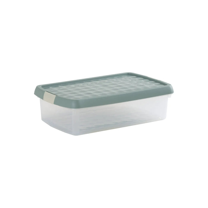 Clear/Green Milieu