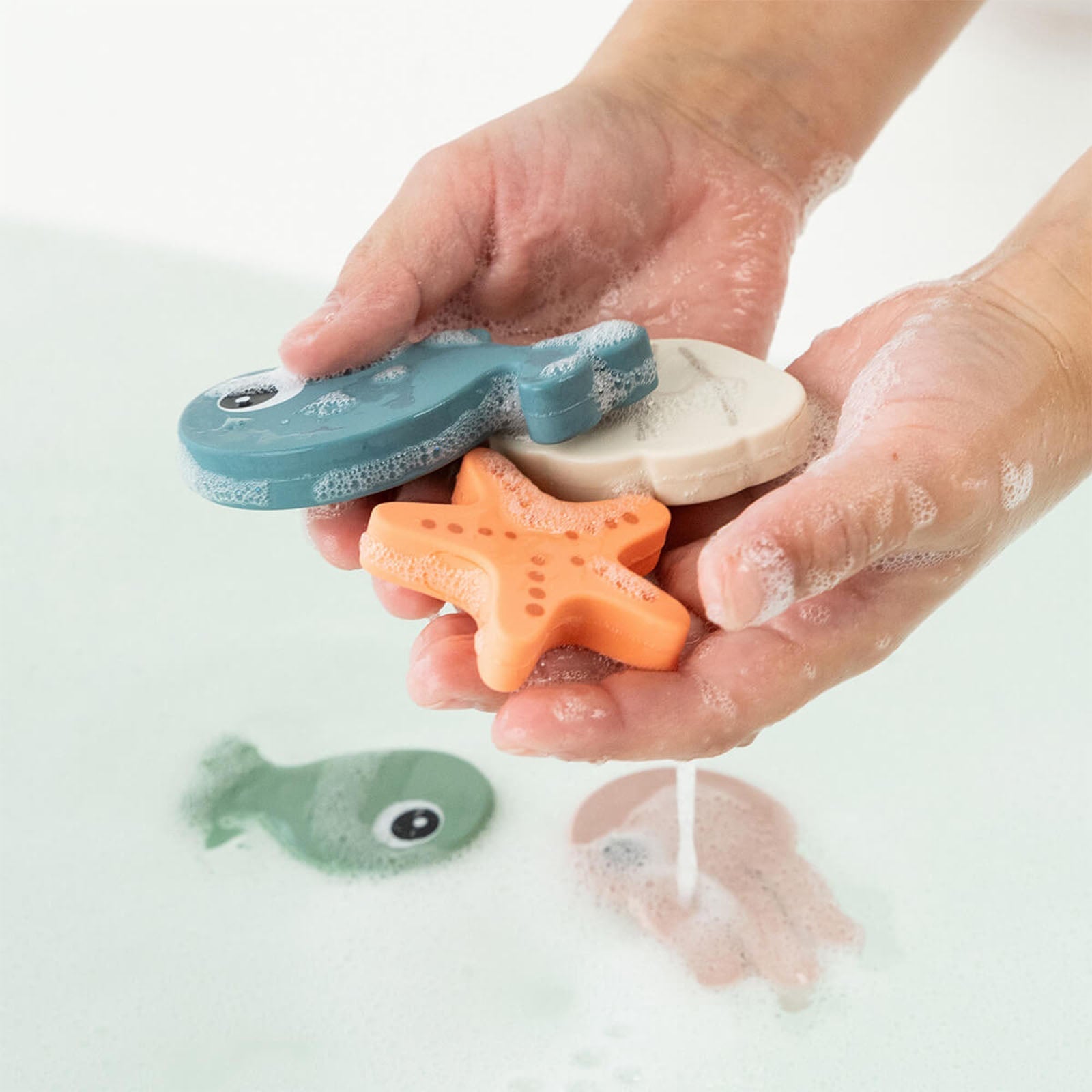 Done By Deer Bath Fishing Toy Sea Friends