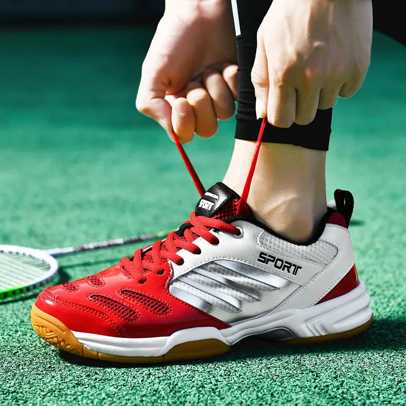 2024 New Large Size Badminton Shoes Men's Custom Logo Rubber Leather Non-slip Breathable Comfortable Men Tennis Shoes