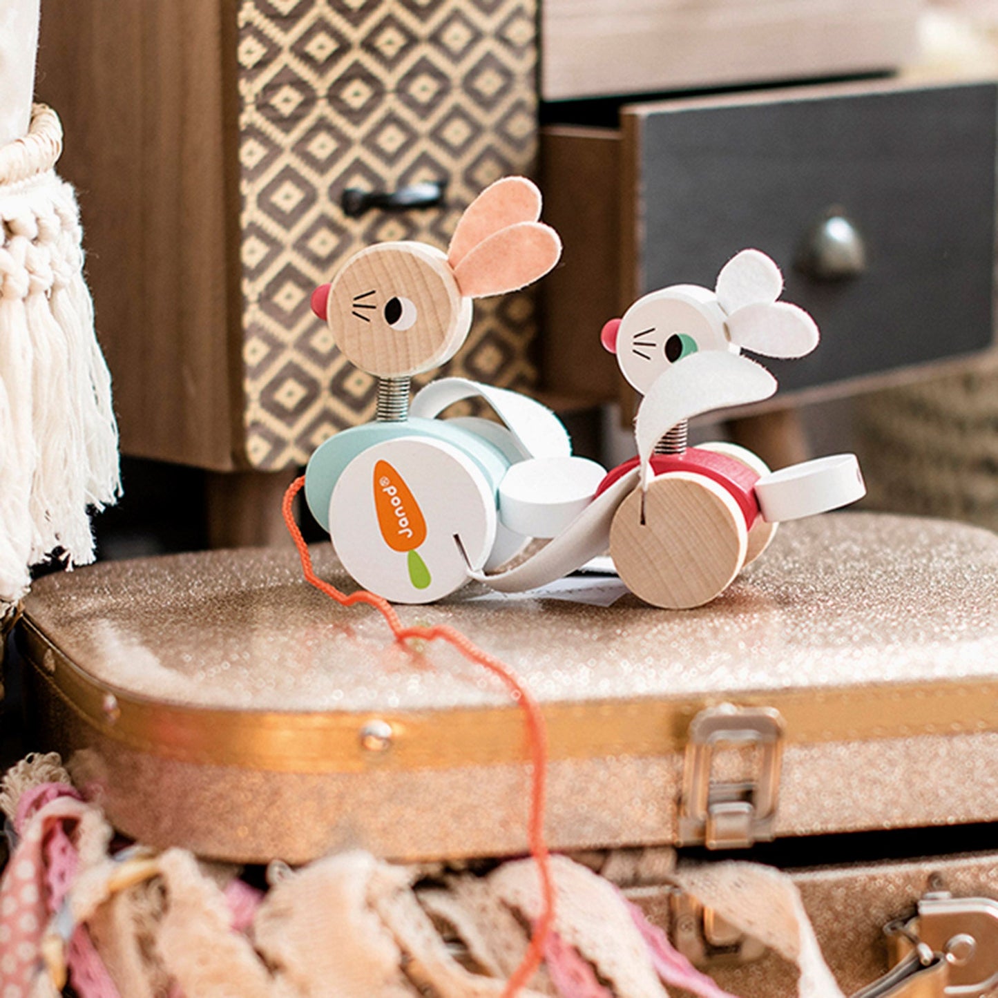 Janod Zigolos Pull-along - Rabbits