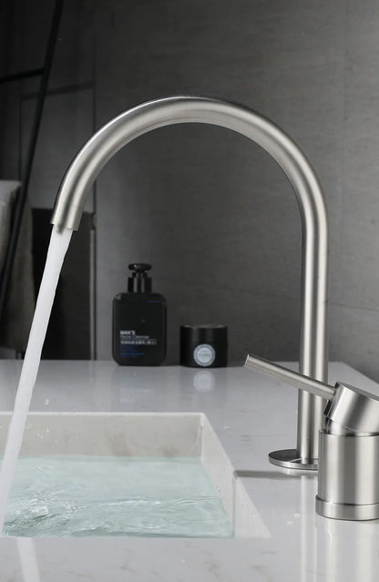 304 Stainless Steel Widespread Bathroom Basin Faucet Hot and Cold Mixed Water Wash Basin Faucet Deck Mounted Nickel /Black