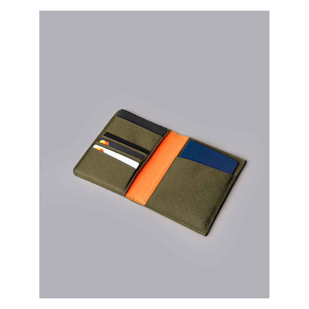 Ark Bifold Passport Wallet