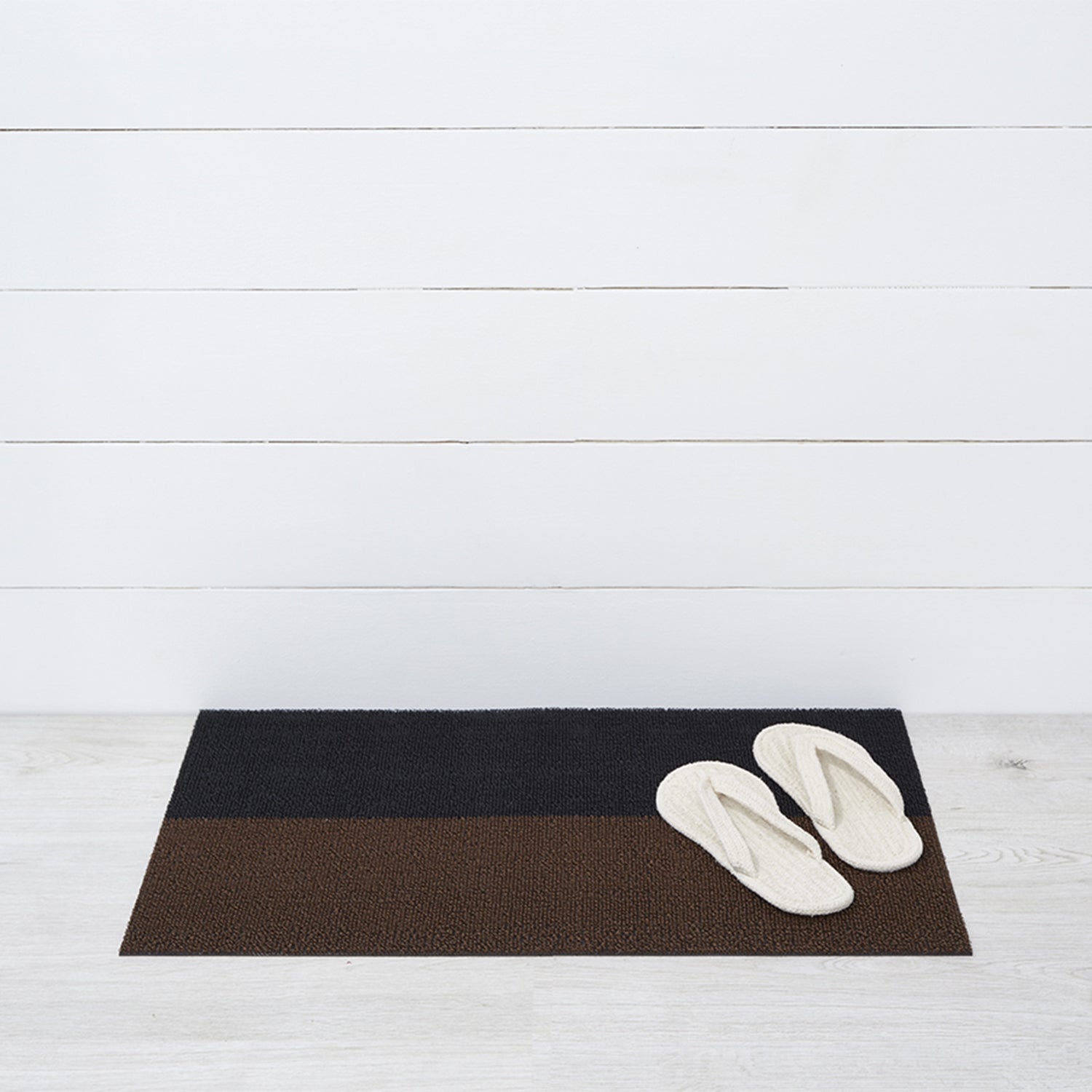 chilewich | shag doormat 46x71cm (18x28") | duo stripe mocha