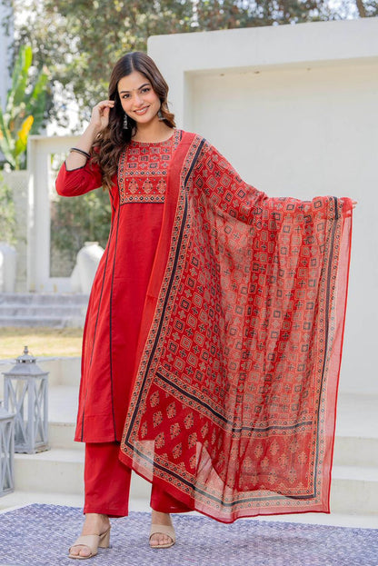 CORAL LACE STRAIGHT SUIT SET