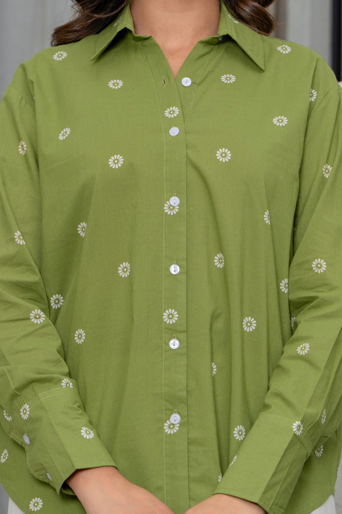 FERN GREEN BUTTON-DOWN SHIRT