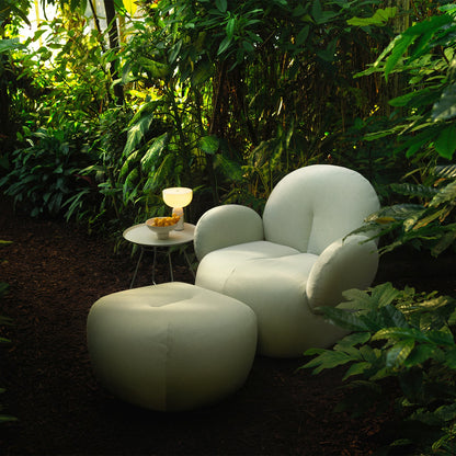 freifrau | nana outdoor love seat petite | lopi fabric