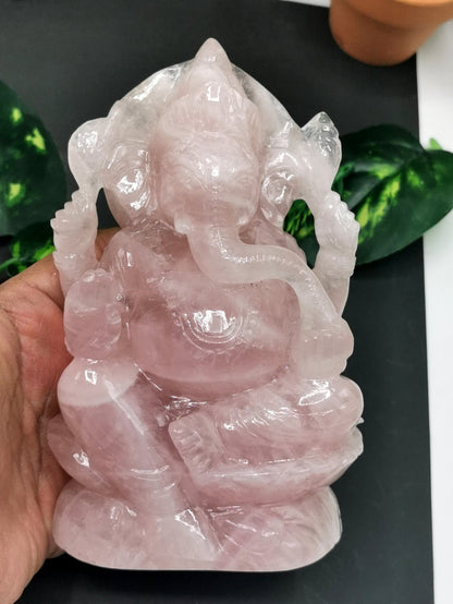 Ganesh carving in natural Rose Quartz from Kekri, India - Shwasam