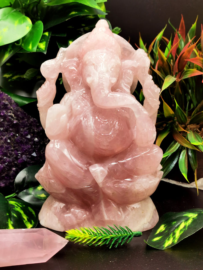 Ganesh carving in natural Rose Quartz from Kekri, India