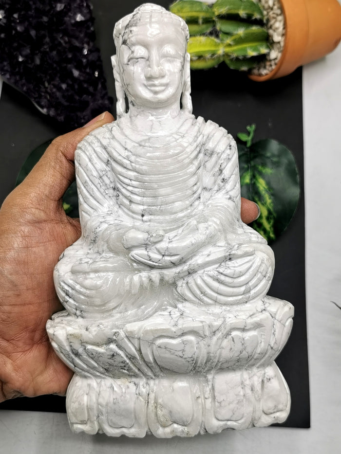 Howlite Stone carving of Siddartha, the Buddha - hand carved to perfection