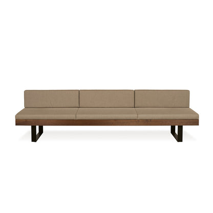 janua | bn 01 outdoor bench with backrest + wedge pillow | brushed chestnut sand + deep black base | natte charcoal chine 270cm