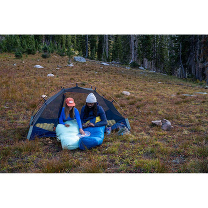 Cosmic 20° 550F Down Sleeping Bag | Women's