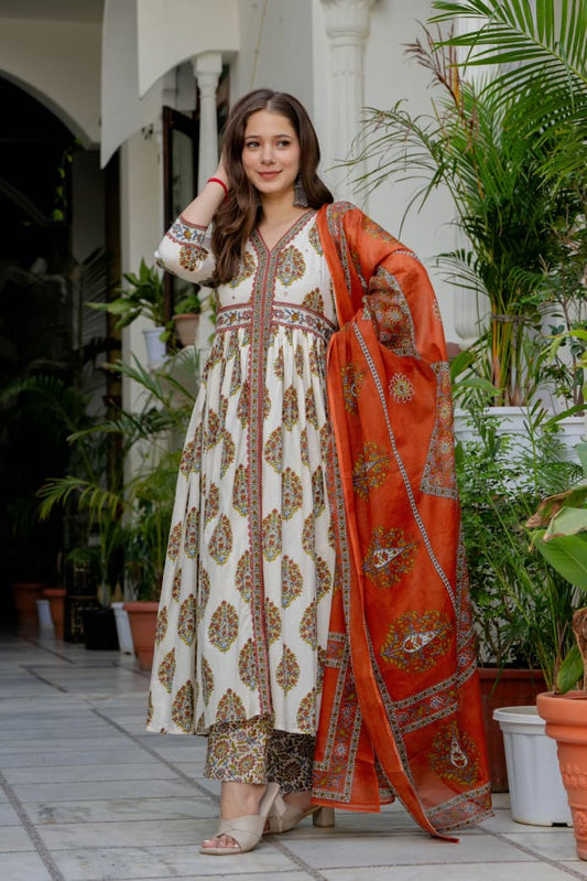 MUGHAL IVORY AND RUST ANARKALI SET