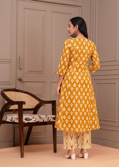 MUSTARD PLEATED