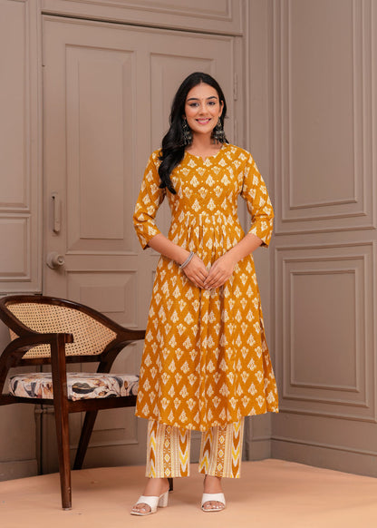 MUSTARD PLEATED