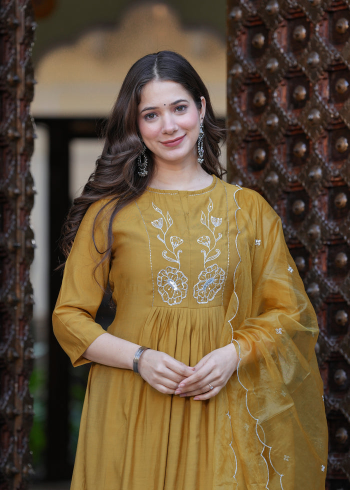MUSTARD SOLID SILK PLEATED