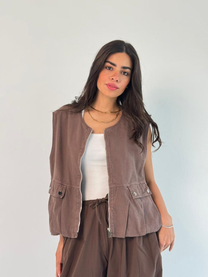 Oversized Cargo Zip Vest – Brown