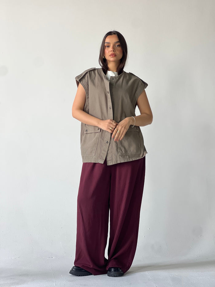 Oversized Long Cargo Vest –Olive