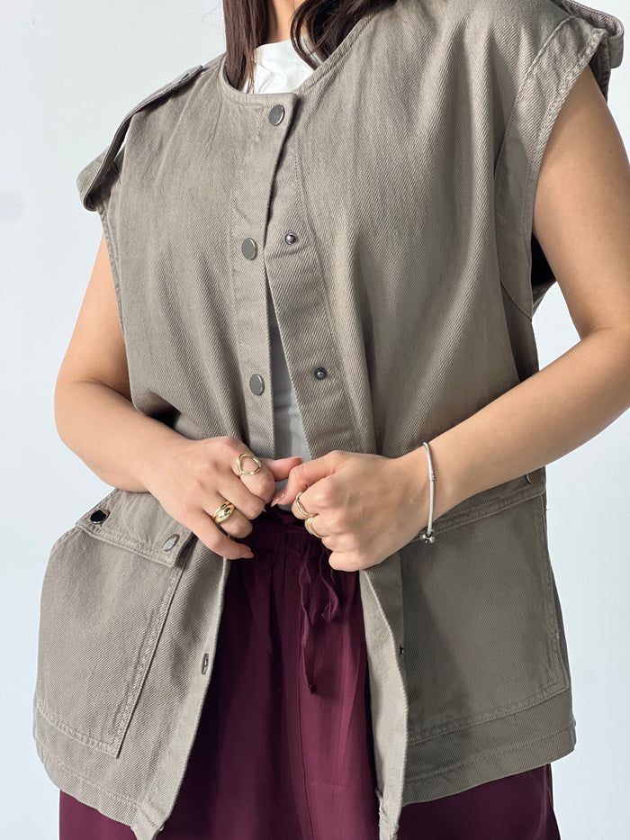 Oversized Long Cargo Vest –Olive