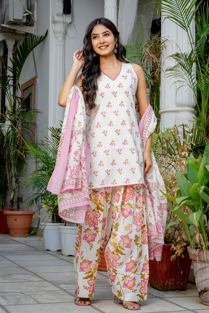 PASTEL BLOOM FARSHI SUIT SET (SLEEVELESS)