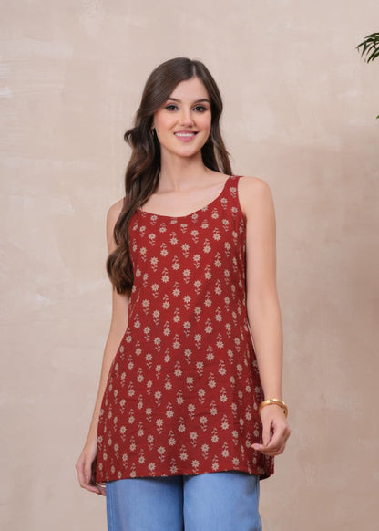 RUST BLOSSOM SLEEVELESS SHORT KURTI