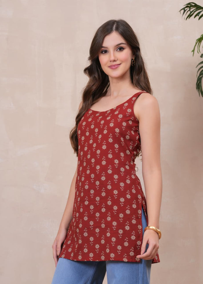 RUST BLOSSOM SLEEVELESS SHORT KURTI