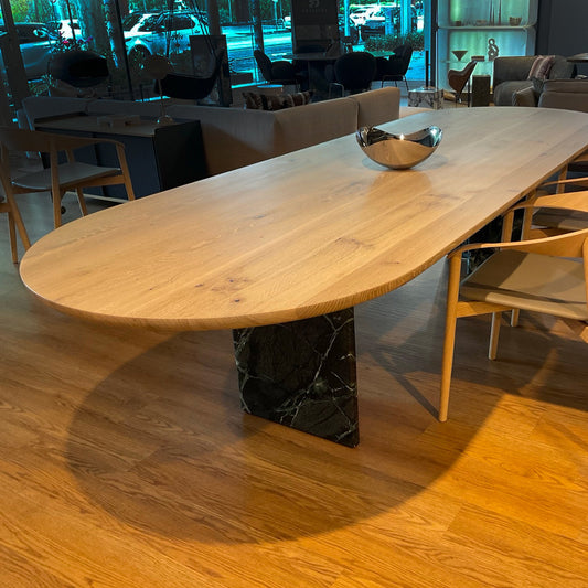 janua | bc 17 t-rox soft rectangular table | brushed oak + verde lepanto legs | 280x100cm