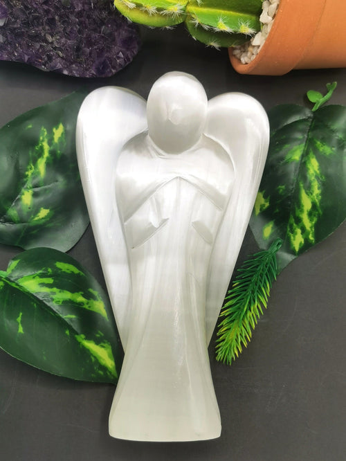 Selenite Angel figurine - Crystal Healing  - 6 in and 580 gms (1.28 lb) | Home Decor | ONE PIECE ONLY - Shwasam