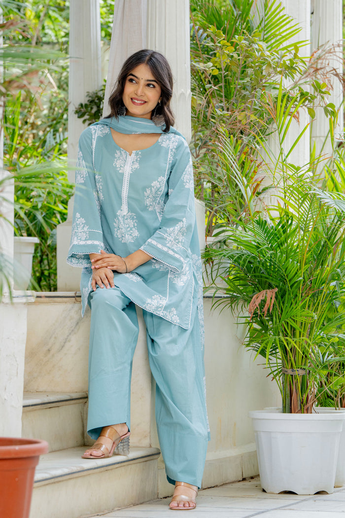 SKY BLOOM FARSHI SUIT SET