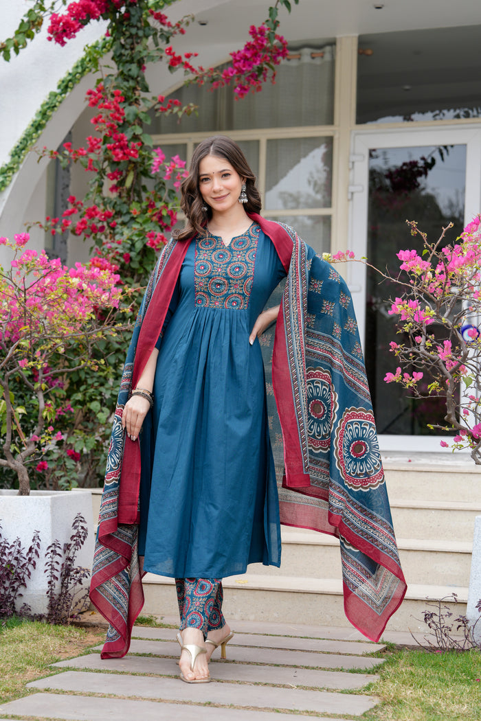 SOLID BLUE PLEATED