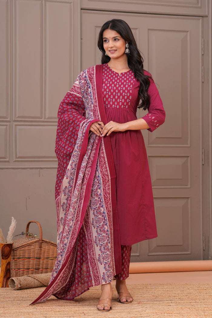 SOLID MAROON INTRICATE PRINT PLEATED SUIT SET