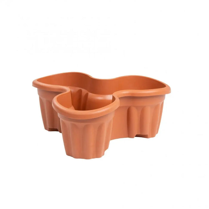 Vista Medium Tri-Planter Wham Storage