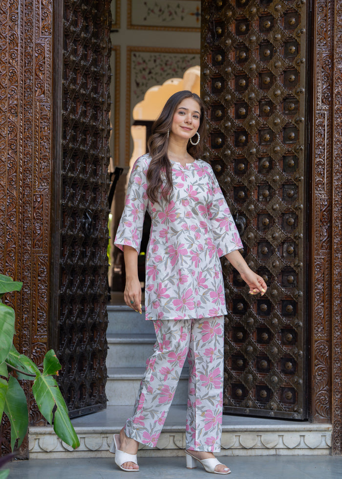 WHITE FLORAL COTTON CORD SET